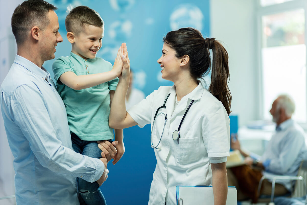 Sim Family Clinic - primary care doctor near me - pcp near me - primary care physician Houston, TX - family care doctor - family medicine doctor  houston tx